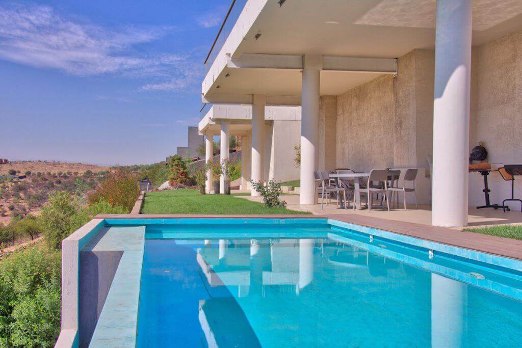 Immense maison avec piscine à Colina