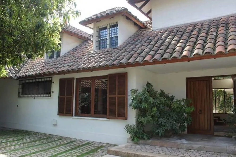 Traditional Chilean house in Lo Barnechea