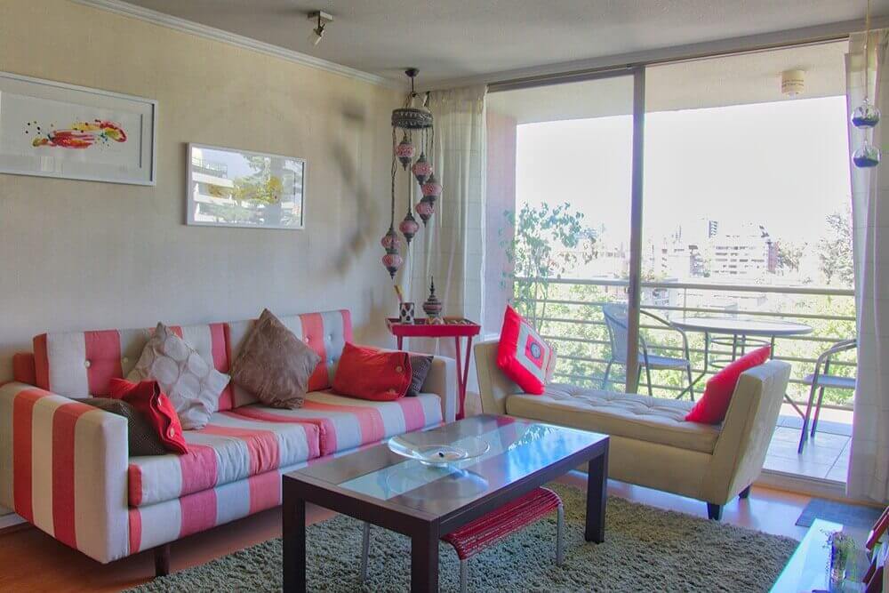 Living of 3-bedroom furnished apartament with nice view in Providencia